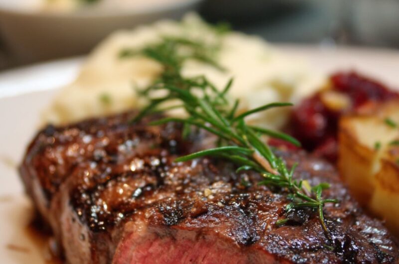 Gordon Ramsay’s Sirloin Steak