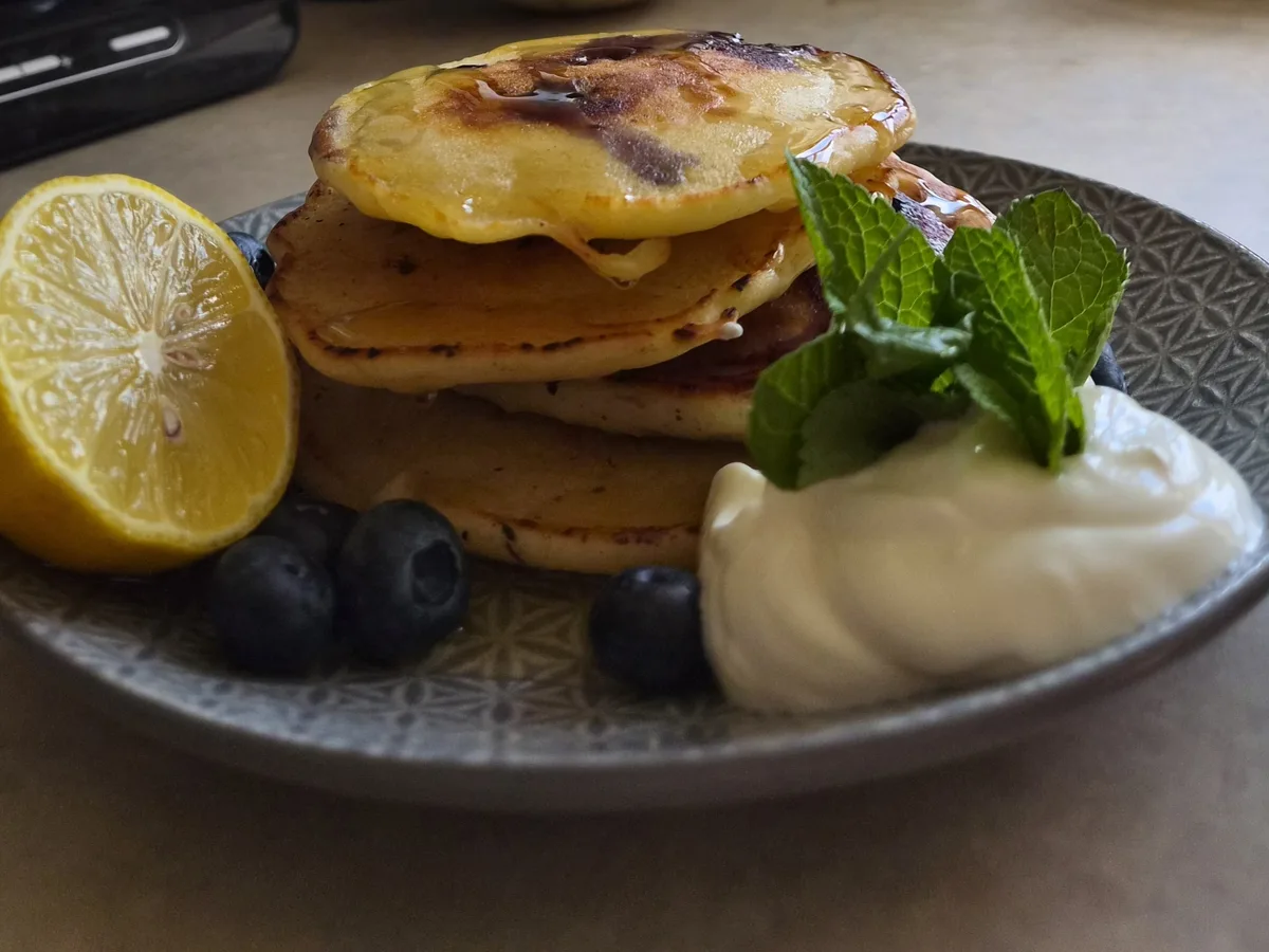 Gordon Ramsay blueberry ricotta pancakes side angle, cooked and photographed by reader Alex Sunins